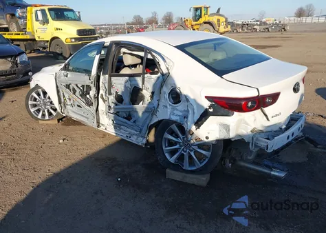 2023 Mazda Mazda3 2.5 S Preferred from USA, damaged, VIN 3MZBPACM0PM366697